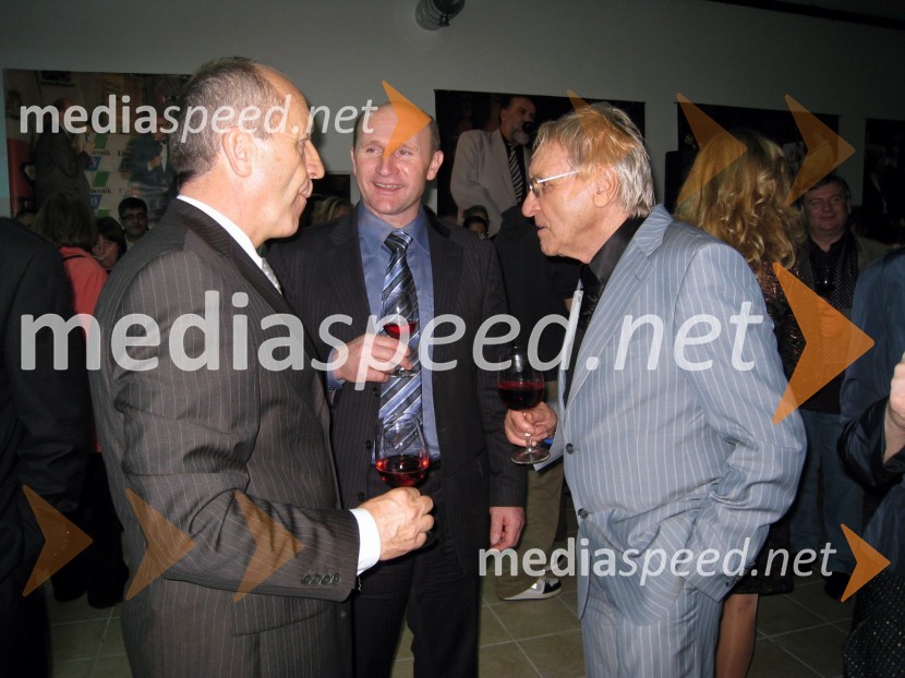 Branko Pavlin, predsednik uprave časopisne družbe Dnevnik, Franci Rokavec, župan Litije in Tone Fornezzi TofSlovenec leta 2007