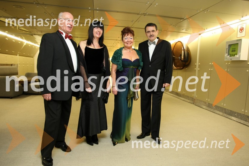 Tone Prosenc, odvetnik, Andreja Lukanovič, Tjaša Andree Prosenc, odvetnica in dr. Adolf Lukanovič11. Veliki dobrodelni ples Lions kluba Ljubljana