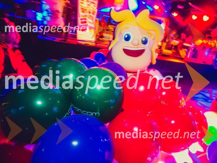  Kupid Ljubo, maskota ona-on.comNajvečji zmenek na slepo v Sloveniji 2017