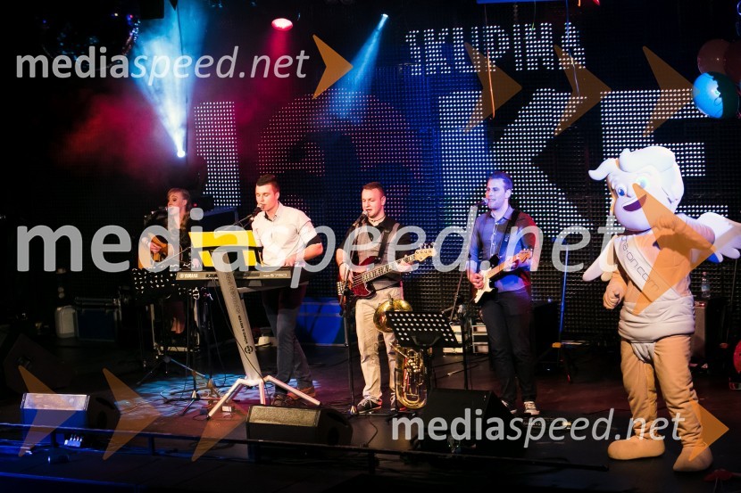  skupina  Joker;  Kupid Ljubo, maskota ona-on.comNajvečji zmenek na slepo v Sloveniji 2017