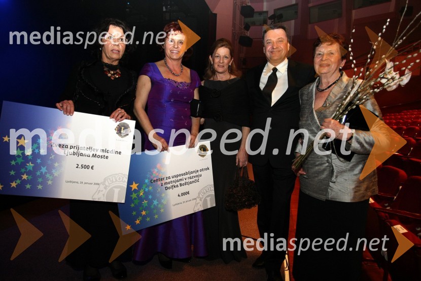 Anita Ogulin, Zveza prijateljev mladine Ljubljana, Valerija Bužan, Center za usposabljanje otrok z motnjami v razvoju Dolfka Boštjančič, Zoran Jankovič, župan Ljubljane z ženo Mijo Jankovič in Nuša Kerševan, nekdanja ljubljanska županja11. Veliki dobrodelni ples Lions kluba Ljubljana