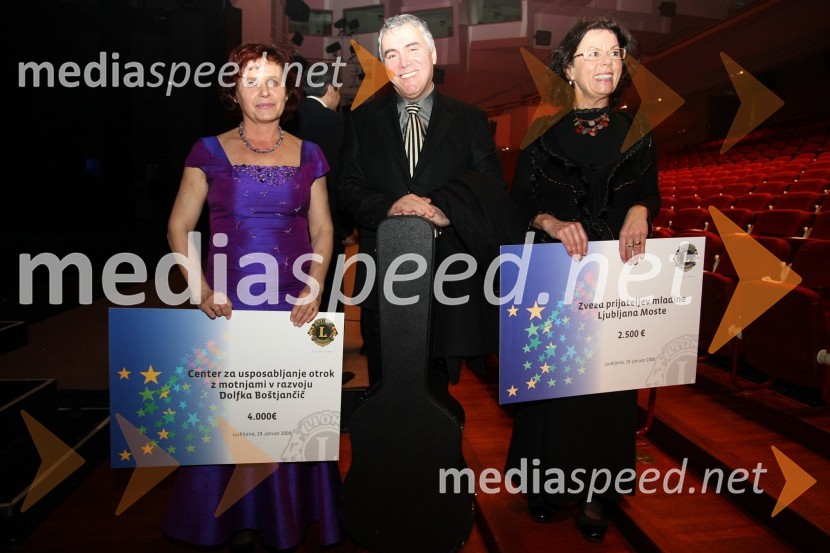 Valerija Bužan, Center za usposabljanje otrok z motnjami v razvoju Dolfka Boštjančič, Zoran Predin, pevec in Anita Ogulin, Zveza prijateljev mladine Ljubljana11. Veliki dobrodelni ples Lions kluba Ljubljana