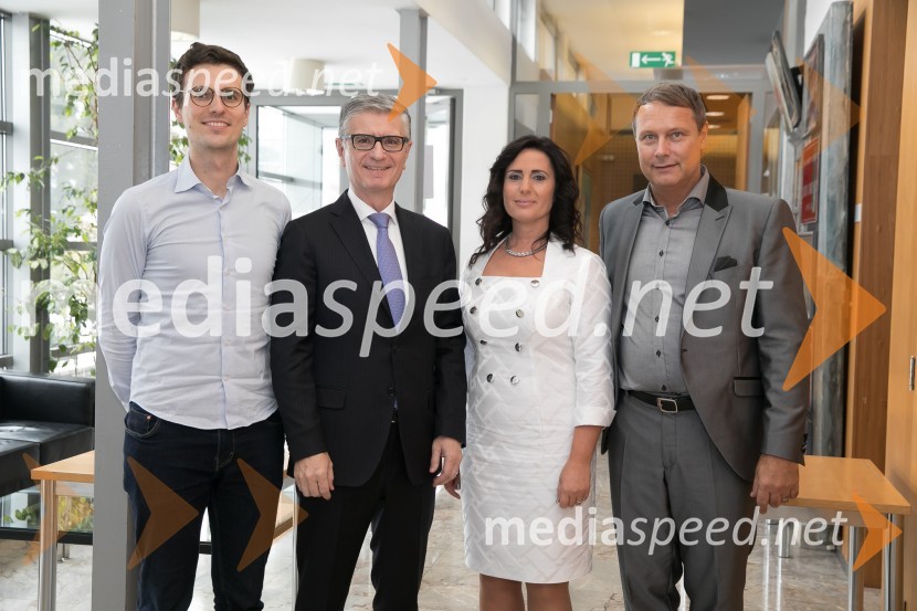  Žiga Bobinac, direktor prodaje Outfit7;  Franjo Bobinac, predsednik uprave Gorenje d.d., predsednik Rokometne zveze Slovenije;  Sonja Vizjak, ustanovitelj in direktor AV.consulting; dr. Andrej Vizjak, ustanovitelj in predsednik AV.consulting(P)ostanite prvi na svetu, predstavitev knjige avtorja dr. Andreja Vizjaka