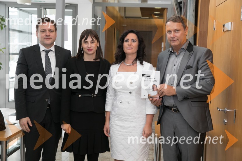  Toni Balažič, predsednik uprave Mercator d.d.;  Tamara Zajc Balažič, Zavarovalnica Sava;  Sonja Vizjak, ustanovitelj in direktor AV.consulting; dr. Andrej Vizjak, ustanovitelj in predsednik AV.consulting(P)ostanite prvi na svetu, predstavitev knjige avtorja dr. Andreja Vizjaka