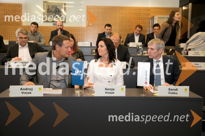 dr. Andrej Vizjak, ustanovitelj in predsednik AV.consulting;  Sonja Vizjak, ustanovitelj in direktor AV.consulting;  Sandi Češko, predsednik upravnega odbora Studio Moderna d.o.o.(P)ostanite prvi na svetu, predstavitev knjige avtorja dr. Andreja Vizjaka