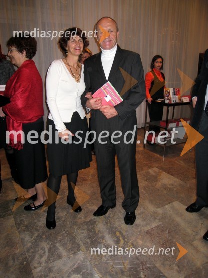 Branko Pavlin, predsednik uprave časopisne hiše Dnevnik in soproga MojcaPremiera drame Lolita v MGL