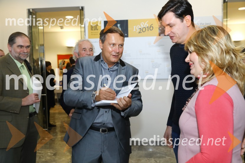 dr. Andrej Vizjak, AV.consulting;  Marino Mofardin;  Yana Lavrentieva(P)ostanite prvi na svetu, predstavitev knjige avtorja dr. Andreja Vizjaka