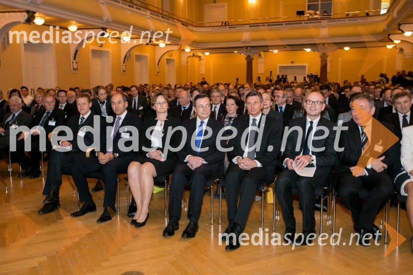  ... ;  Janez Janša, predsednik SDS;  ... ;  Mario Draghi, predsednik ECB;  Borut Pahor, predsednik Republike Slovenije;  Boštjan Jazbec, guverner Banke Slovenije;  ... 10. obletnica uvedbe evra