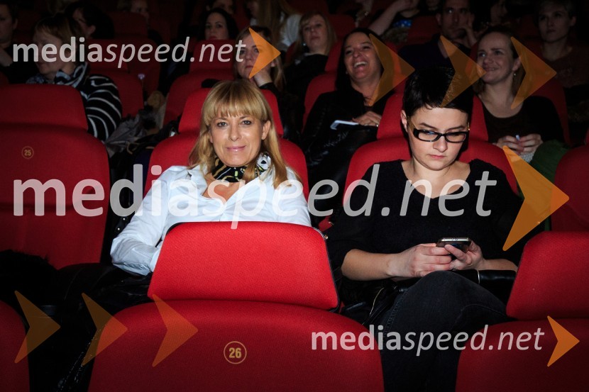  Barbra Jermann, urednica revije Suzy;  ... Petdeset odtenkov teme, predpremiera filma
