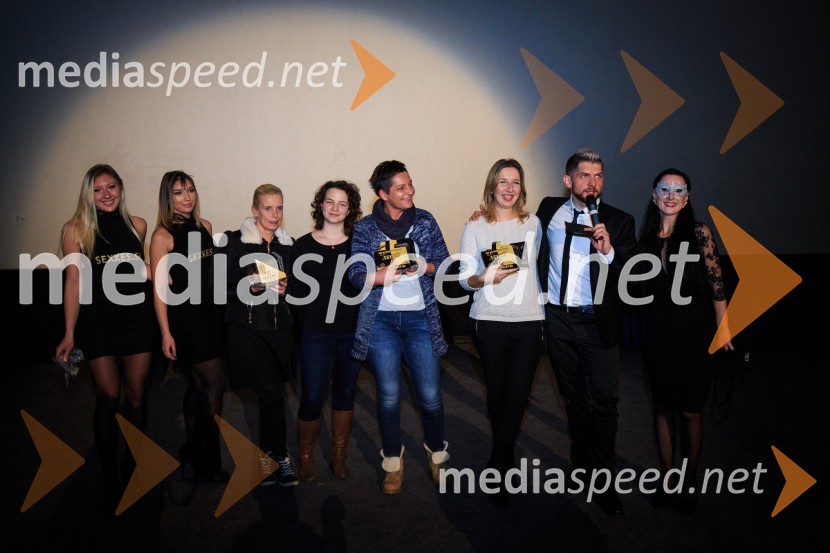  ... ;  ... ;  ... ;  ... ;  ... ;  ... ;  Klemen Bunderla, radijski voditelj, radio Aktual;  Anita Gošte, radijska voditeljica, Radio AktualPetdeset odtenkov teme, predpremiera filma