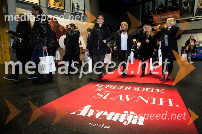 Petdesetih odtenkov teme, predpremiera filmaPetdeset odtenkov teme, predpremiera filma
