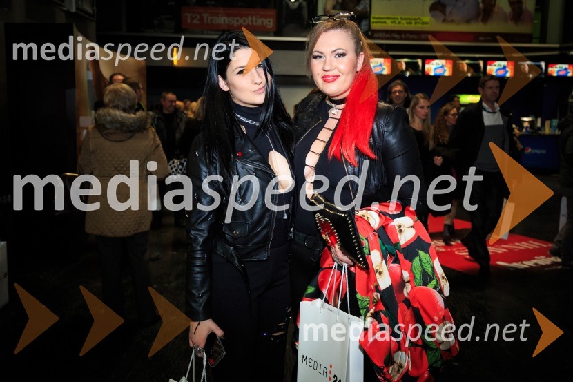  ... ;  Mirjam Bernard Varga, MBV DesignPetdeset odtenkov teme, predpremiera filma