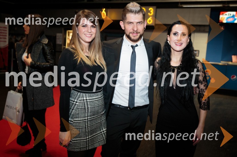  ... ;  Klemen Bunderla, radijski voditelj, radio Aktual;  Anita Gošte, radijska voditeljica, Radio AktualPetdeset odtenkov teme, predpremiera filma