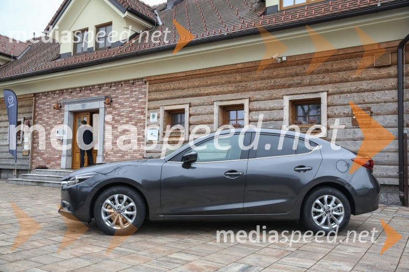 Mazda3Nova Mazda 3, slovenska predstavitev