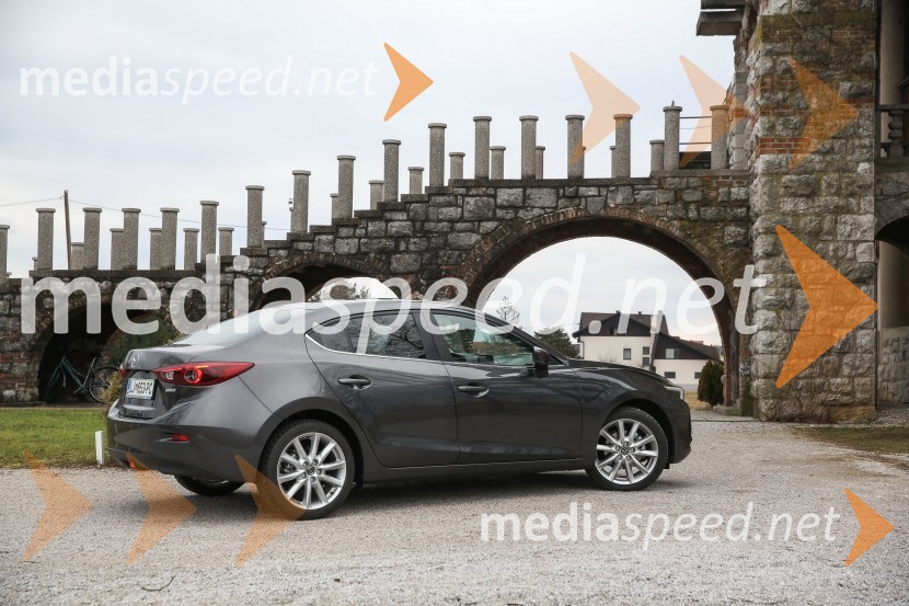 Mazda3Nova Mazda 3, slovenska predstavitev