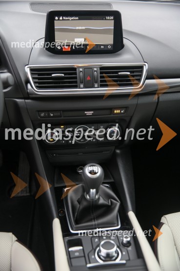 Mazda3Nova Mazda 3, slovenska predstavitev