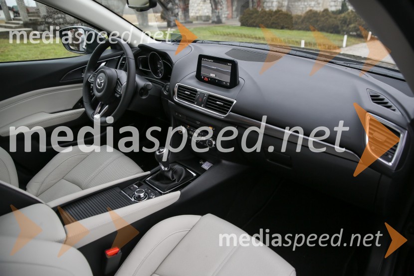 Mazda3Nova Mazda 3, slovenska predstavitev