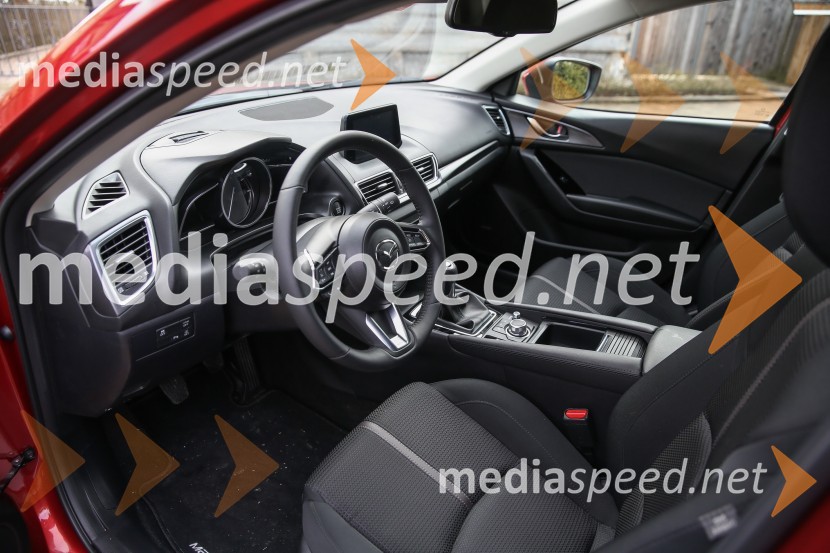 Mazda3Nova Mazda 3, slovenska predstavitev