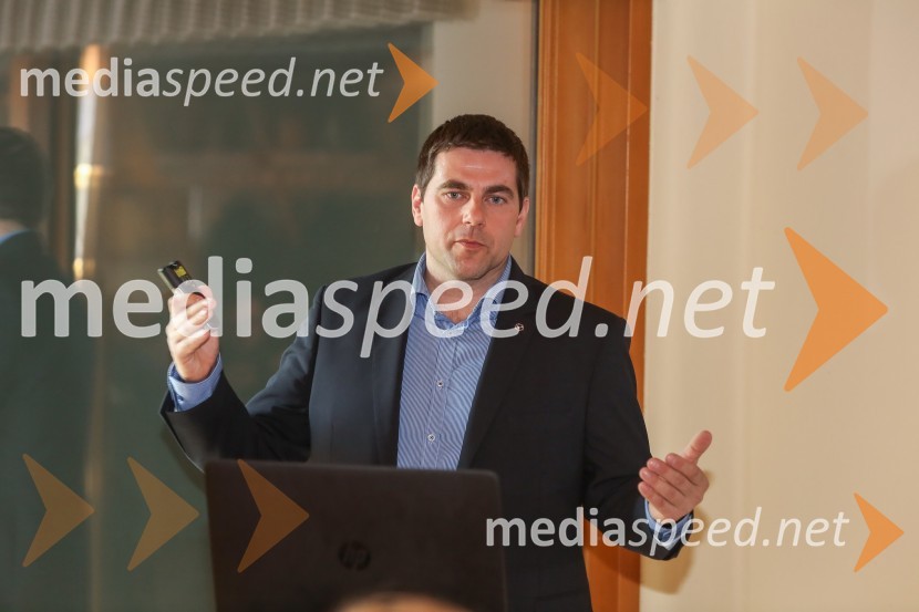  Aleš Marguč, Mazda Motor Slovenija, d.o.o.Nova Mazda 3, slovenska predstavitev