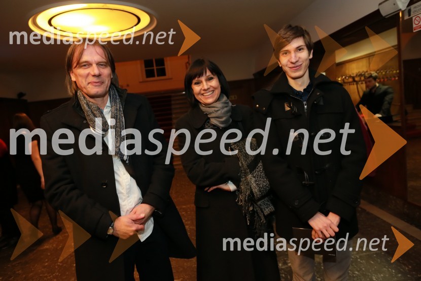  Bojan Labović, scenarist, režiser;  Alenka  Labović;  Vanja  LabovićRomeo in Julia, premiera predstave