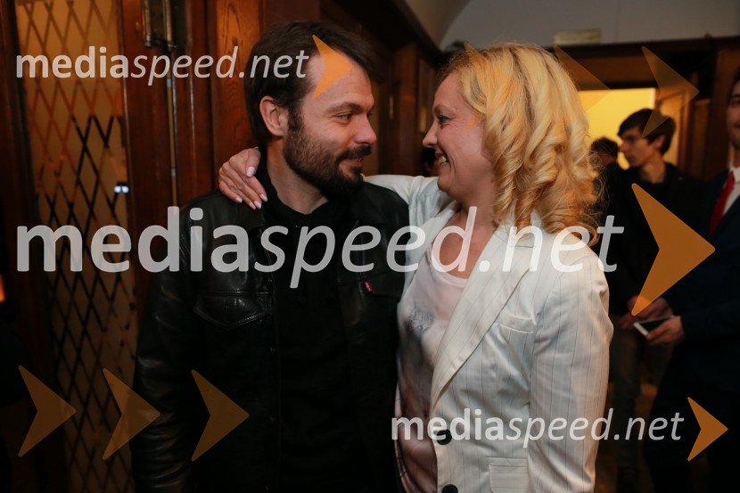  Jernej Kobal, režiser; mag. Tina Kosi, upravnica SLG CeljeRomeo in Julia, premiera predstave