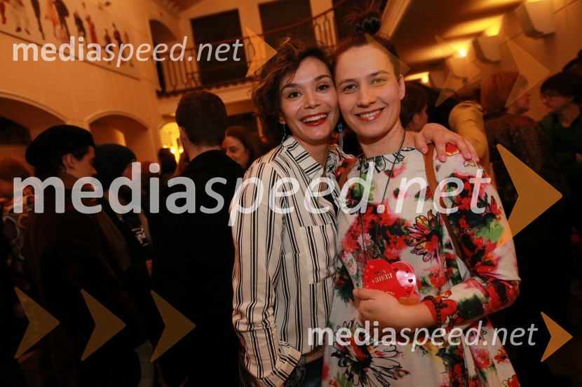  Alja Kapun, igralka;  Tanja Potočnik, igralkaRomeo in Julia, premiera predstave