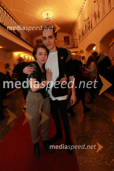  Liza Marija Grašič, igralka;  Petja Labović, igralecRomeo in Julia, premiera predstave