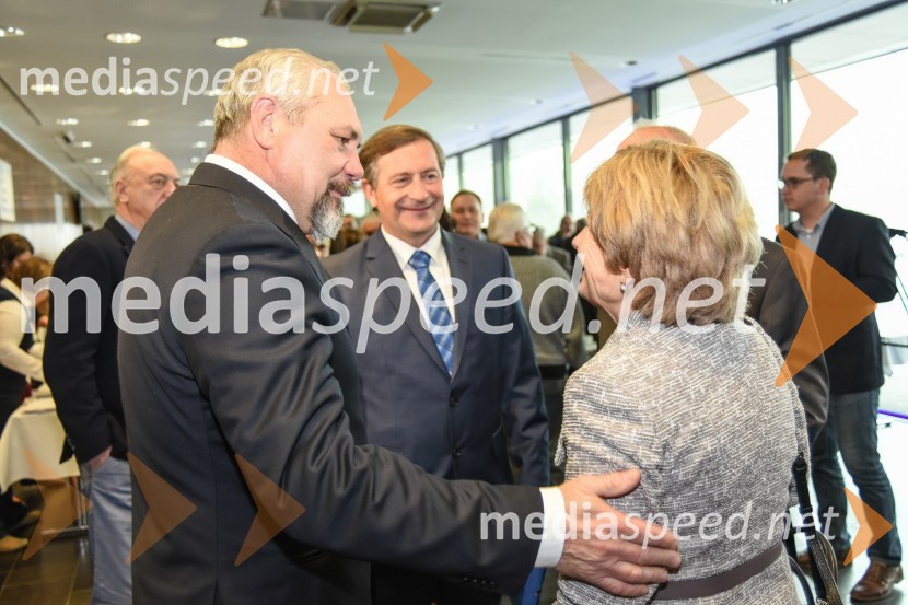  ... ;  Karl Erjavec, minister za zunanje zadeve RS, predsednik stranke Desus;  ... Kongres stranke DeSUS, izvolitev novega vodstva