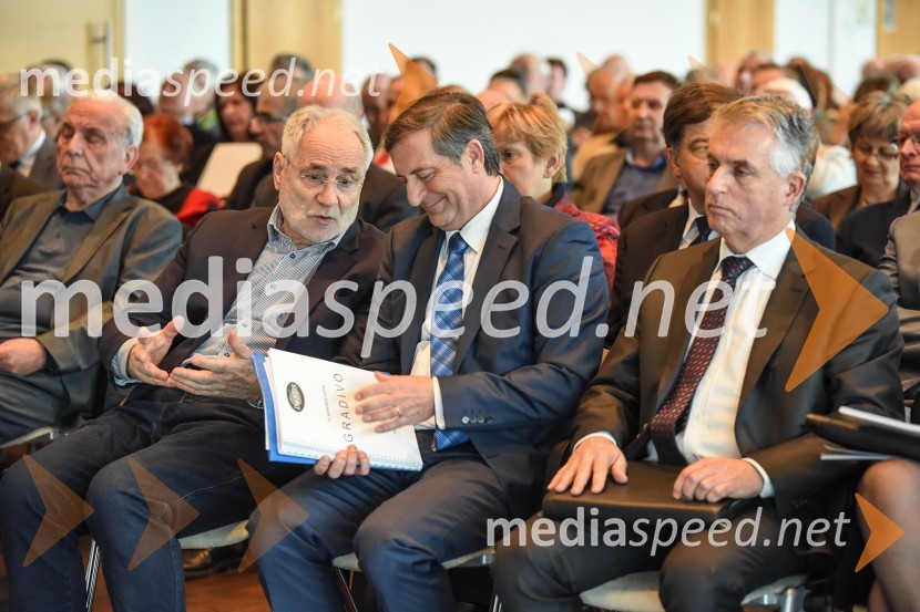  Ivo Vajgl, evropski poslanec;  Karl Erjavec, minister za zunanje zadeve RS, predsednik stranke Desus;  Tomaž Gantar, dr.med., podpredsednik, DeSUSKongres stranke DeSUS, izvolitev novega vodstva