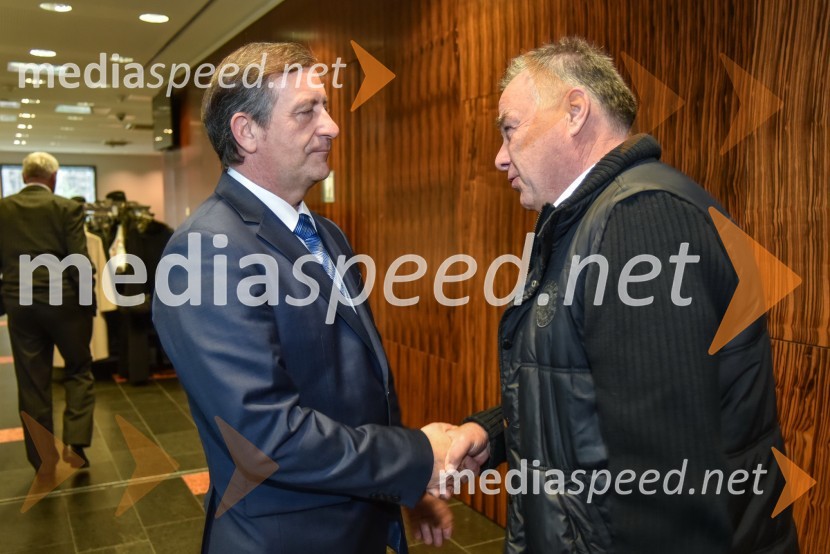  Karl Erjavec, minister za zunanje zadeve RS, predsednik stranke Desus;  ... Kongres stranke DeSUS, izvolitev novega vodstva