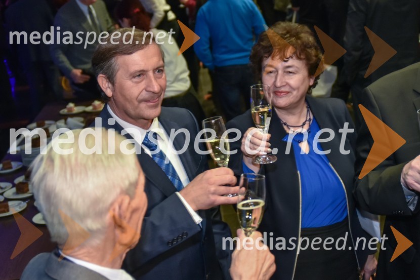  ... ;  Karl Erjavec, minister za zunanje zadeve RS, predsednik stranke Desus;  ... Kongres stranke DeSUS, izvolitev novega vodstva