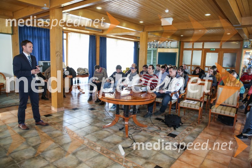  Franci Bolta, direktor znamke Audi pri podjetju Porsche Slovenija d.o.o.Novi Audi A5 coupé, slovenska predstavitev