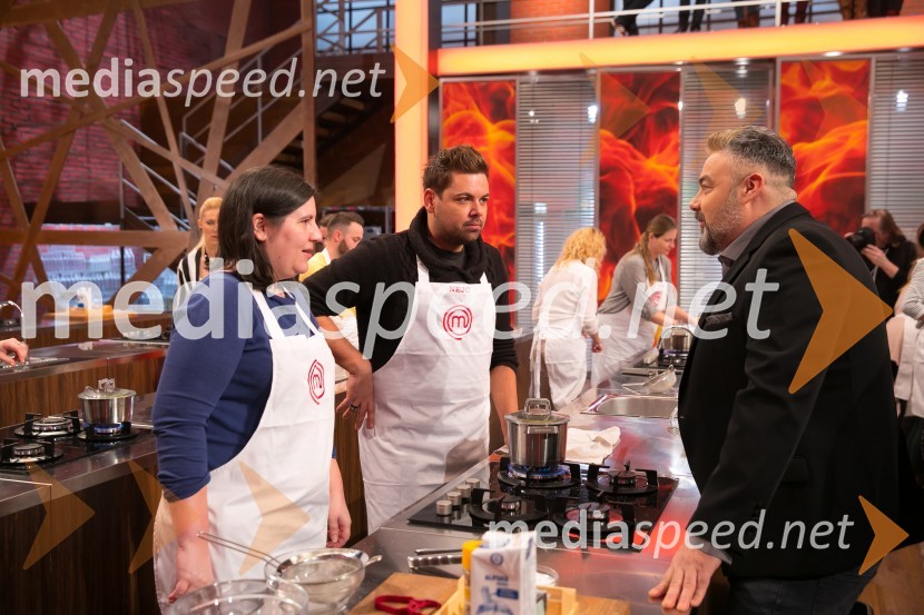  Teja Pelko, novinarka, Svet24;  Nejc Simšič, novinar;  Karim Merdjadi, kuharski in slaščičarski mojster Na male zaslone prihaja nova sezona MasterChef Slovenija