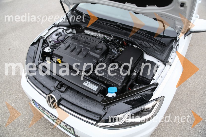 Volkswagen Golf, prenovljena sedma generacijaVolkswagen Golf, predstavitev prenovljenega vozila