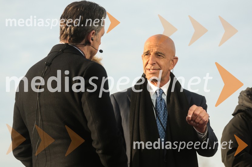 Pozdravna slovesnost MAGA (Make America Great Again)