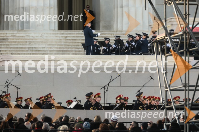 Pozdravna slovesnost MAGA (Make America Great Again)