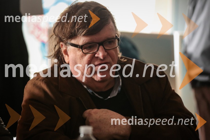  Michael  Moore, filmski režiserProtestni pohod žensk v Washington