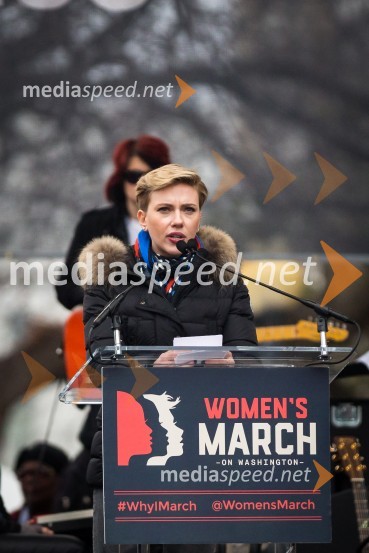  Scarlett Johansson, igralkaProtestni pohod žensk v Washington