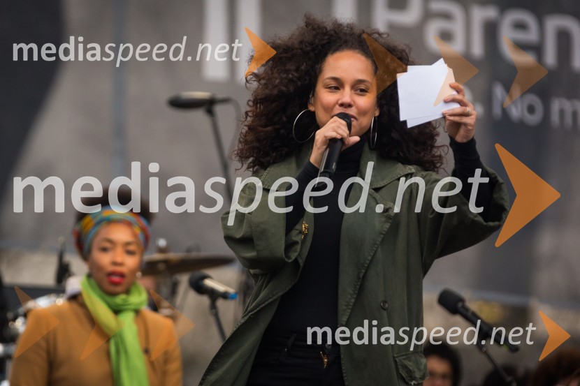  Alicia Keys, glasbenicaProtestni pohod žensk v Washington