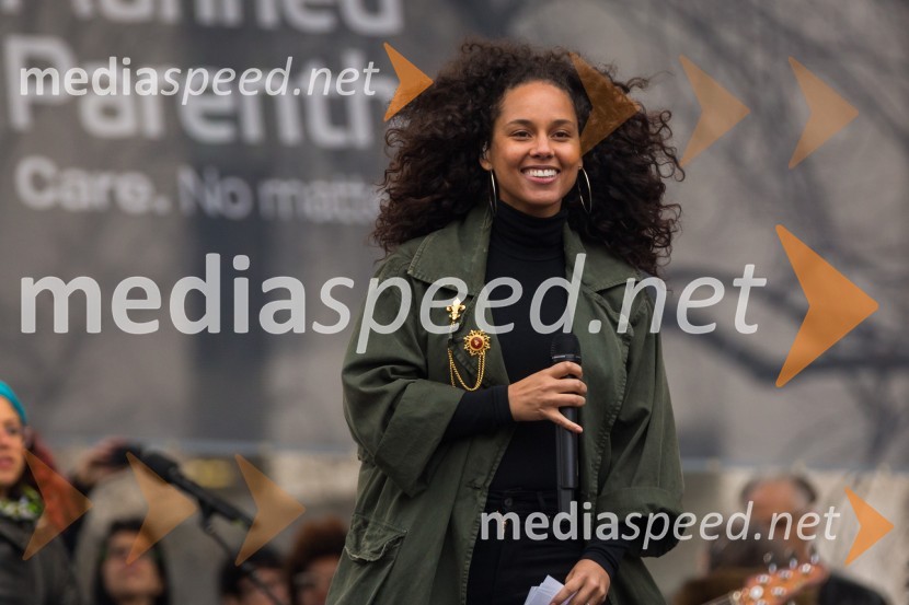  Alicia Keys, glasbenicaProtestni pohod žensk v Washington