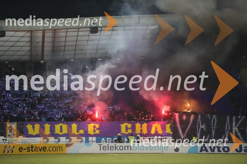 Nogometna tekma Maribor - Olimpija