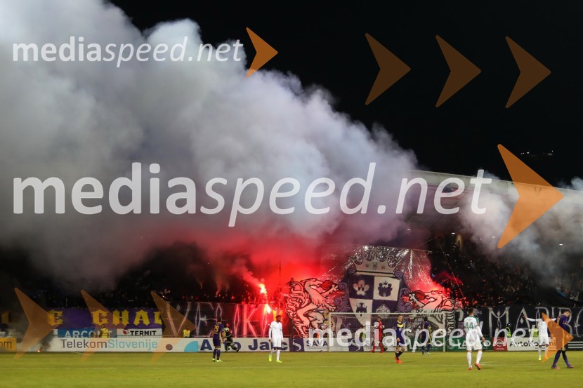 Nogometna tekma Maribor - Olimpija