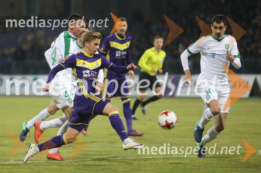 Nogometna tekma Maribor - Olimpija