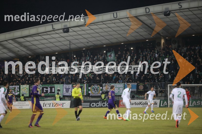 Nogometna tekma Maribor - Olimpija