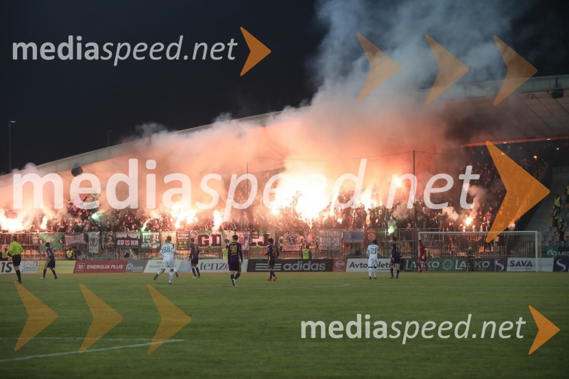 Nogometna tekma Maribor - Olimpija