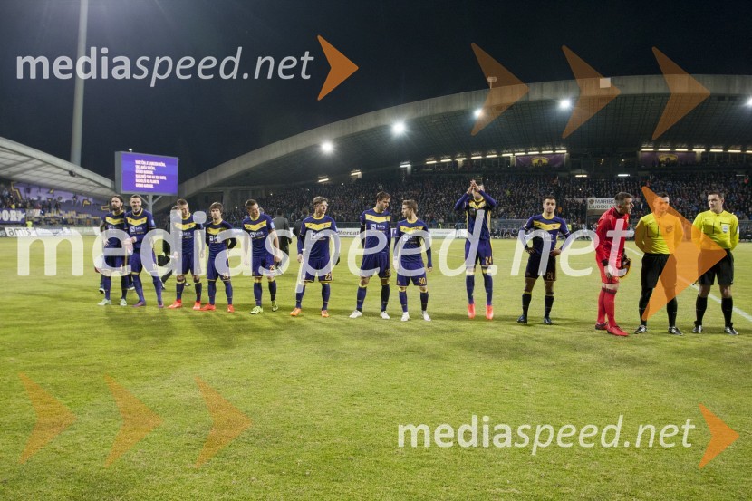 Nogometna tekma Maribor - Olimpija