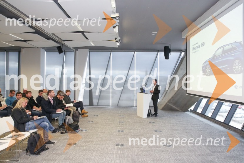  Marko Kajfež,  direktor prodaje in marketinga Hyundai Avto Trade, d.o.o.Hyundai i30 nove generacije, slovenska predstavitev
