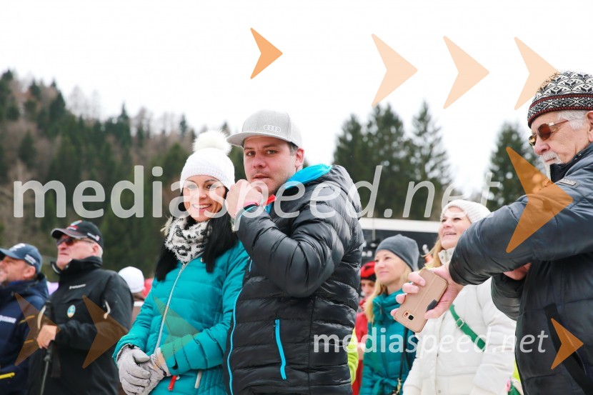  Petra  Dragšič, direktorica Elite insurance d.o.o.;  Mitja Dragšič, nekdanji smučar; vodja tekmovanja za Zlato lisicoPokal Vitranc 2017, VIP druženje, sobota