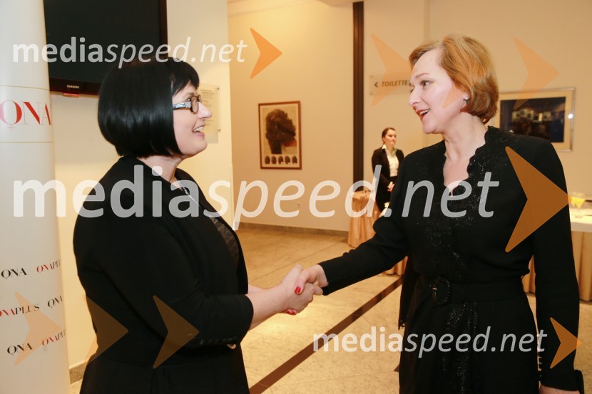  Nataša  Luša, prokuristka, Delo d.o.o.; dr. Barbara Jaki, direktorica Narodne galerije Ljubljana, muzejska svetnicaOna 365 je Ana Roš