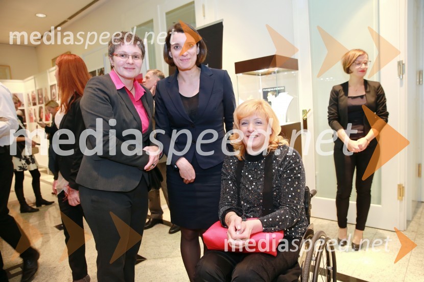  Polona  Sladič , trenerka paraolimpijske strelske reprezentance; dr. Simona Kustec Lipicer, vodja poslanske skupine SMC;  Veselka  Pevec, slovenska paraolimpijka in strelkaOna 365 je Ana Roš